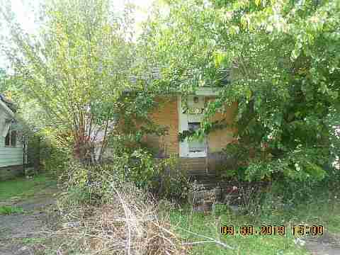 8619 Bryden (2)_m.jpg